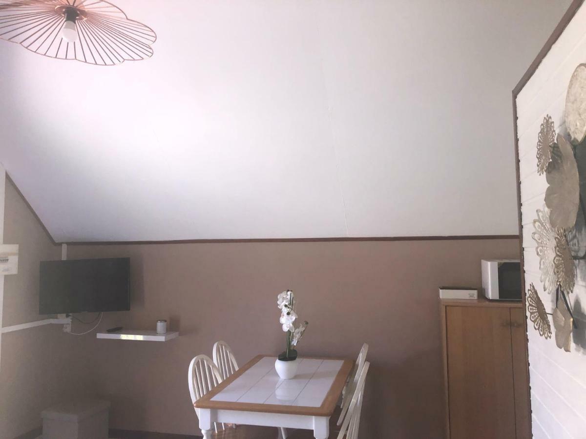 Les Residences Du Niagara Sainte-Suzanne Εξωτερικό φωτογραφία